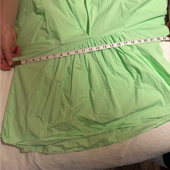 Vibrant Green Ruffled Top - Picture 2 of 6